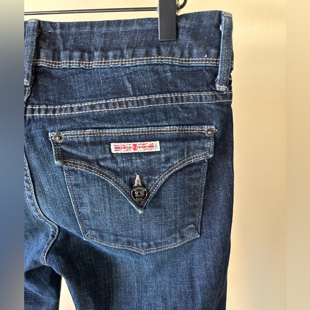 Hudson Jeans Beth Baby Bootcut in Jets Dark Wash Size 29 (Altered Inseam) - Picture 9 of 15
